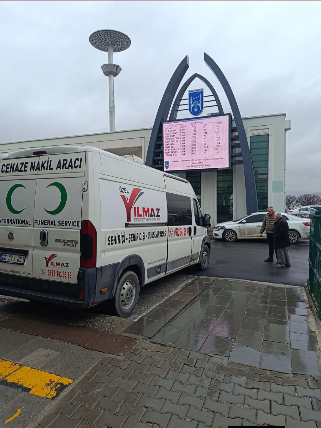 Ankara cenaze nakil aracı belediye alanında